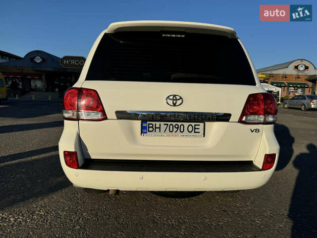 Білий Тойота Ленд Крузер, об'ємом двигуна 4.7 л та пробігом 237 тис. км за 24500 $, фото 1 на Automoto.ua