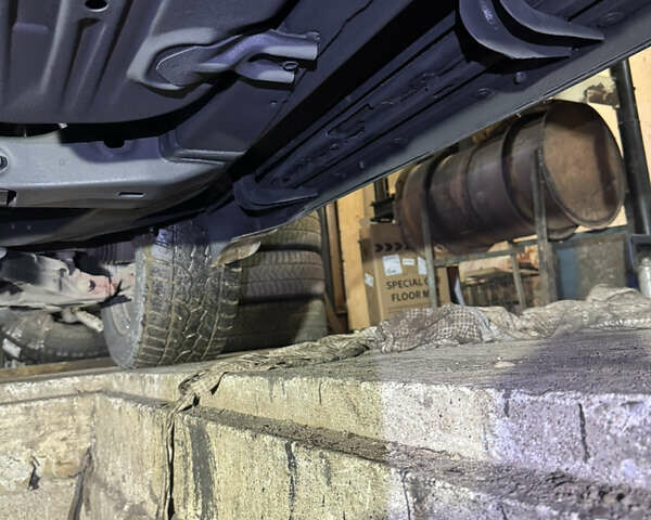 Белый Тойота Ленд Крузер, объемом двигателя 4 л и пробегом 245 тыс. км за 29999 $, фото 31 на Automoto.ua