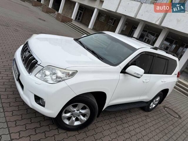 Білий Тойота Ленд Крузер, об'ємом двигуна 2.69 л та пробігом 157 тис. км за 24300 $, фото 2 на Automoto.ua