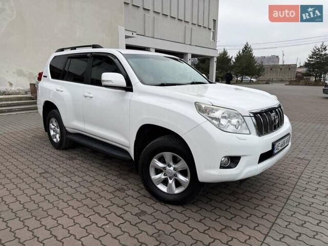 Білий Тойота Ленд Крузер, об'ємом двигуна 2.69 л та пробігом 157 тис. км за 24300 $, фото 4 на Automoto.ua