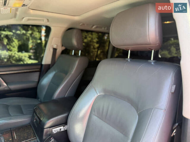 Белый Тойота Ленд Крузер, объемом двигателя 4.46 л и пробегом 253 тыс. км за 28500 $, фото 42 на Automoto.ua