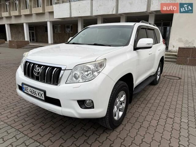 Білий Тойота Ленд Крузер, об'ємом двигуна 2.69 л та пробігом 157 тис. км за 24300 $, фото 10 на Automoto.ua