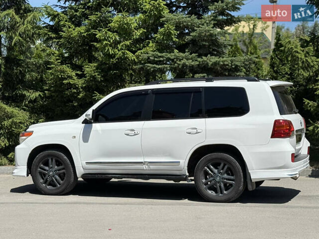 Белый Тойота Ленд Крузер, объемом двигателя 4.46 л и пробегом 253 тыс. км за 28500 $, фото 7 на Automoto.ua