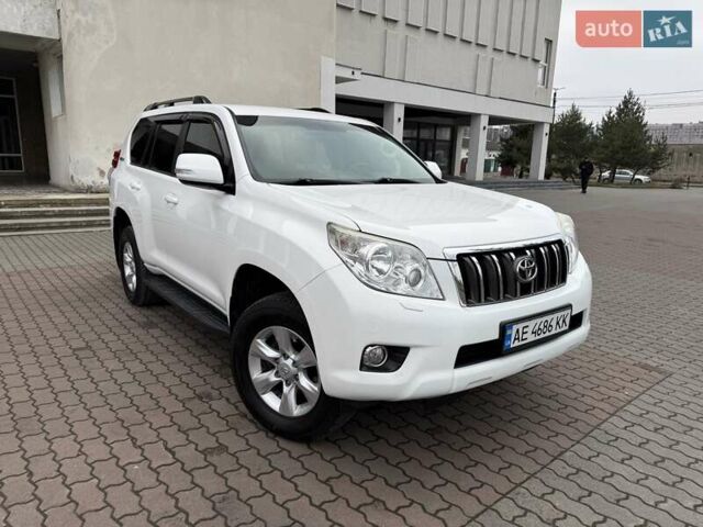 Білий Тойота Ленд Крузер, об'ємом двигуна 2.69 л та пробігом 157 тис. км за 24300 $, фото 3 на Automoto.ua