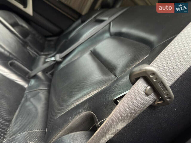 Белый Тойота Ленд Крузер, объемом двигателя 4.5 л и пробегом 228 тыс. км за 27900 $, фото 45 на Automoto.ua