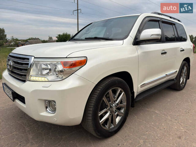 Белый Тойота Ленд Крузер, объемом двигателя 4.5 л и пробегом 228 тыс. км за 27900 $, фото 10 на Automoto.ua