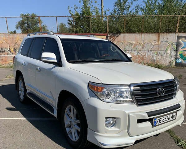 Белый Тойота Ленд Крузер, объемом двигателя 4.46 л и пробегом 147 тыс. км за 33000 $, фото 52 на Automoto.ua