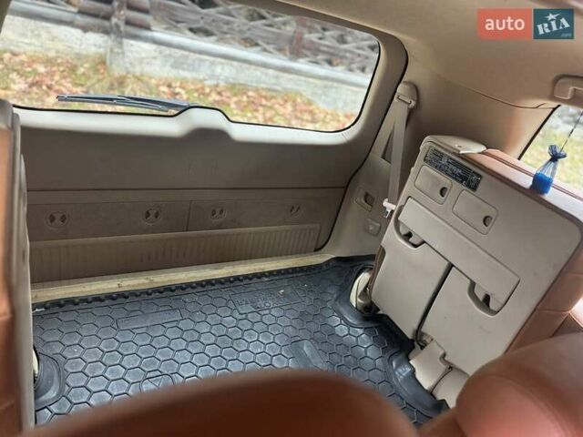 Білий Тойота Ленд Крузер, об'ємом двигуна 4.5 л та пробігом 150 тис. км за 29999 $, фото 5 на Automoto.ua