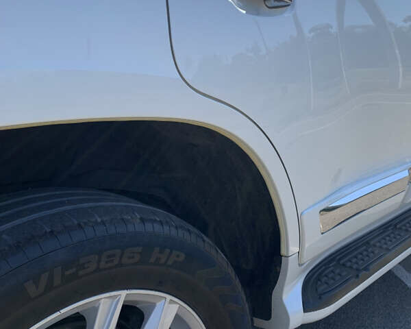 Белый Тойота Ленд Крузер, объемом двигателя 4.46 л и пробегом 147 тыс. км за 33000 $, фото 13 на Automoto.ua