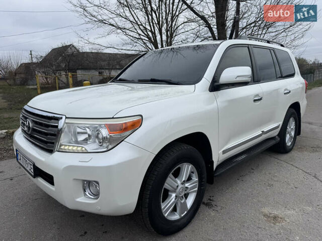 Білий Тойота Ленд Крузер, об'ємом двигуна 4.5 л та пробігом 230 тис. км за 29500 $, фото 2 на Automoto.ua