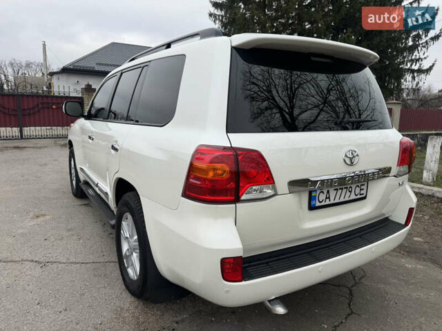 Білий Тойота Ленд Крузер, об'ємом двигуна 4.5 л та пробігом 230 тис. км за 29500 $, фото 4 на Automoto.ua