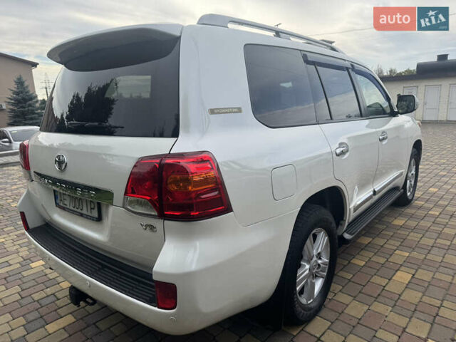 Белый Тойота Ленд Крузер, объемом двигателя 4.46 л и пробегом 239 тыс. км за 34999 $, фото 11 на Automoto.ua