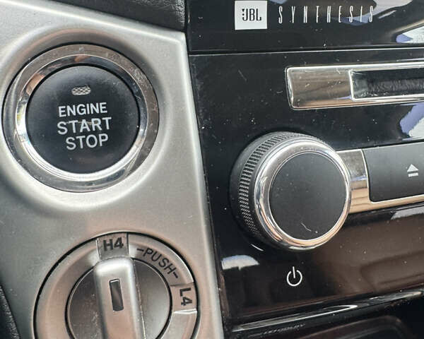 Белый Тойота Ленд Крузер, объемом двигателя 4.46 л и пробегом 239 тыс. км за 34999 $, фото 14 на Automoto.ua