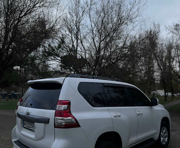 Белый Тойота Ленд Крузер, объемом двигателя 2.98 л и пробегом 280 тыс. км за 27500 $, фото 7 на Automoto.ua