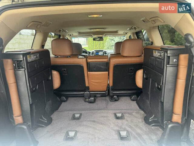 Белый Тойота Ленд Крузер, объемом двигателя 4.46 л и пробегом 239 тыс. км за 34999 $, фото 34 на Automoto.ua