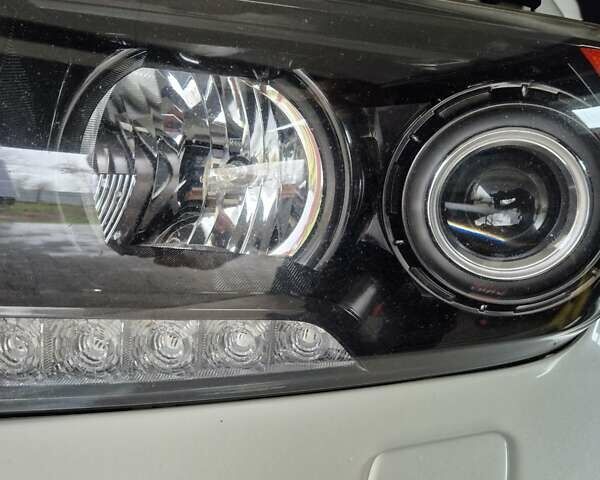 Белый Тойота Ленд Крузер, объемом двигателя 4.5 л и пробегом 184 тыс. км за 35000 $, фото 1 на Automoto.ua