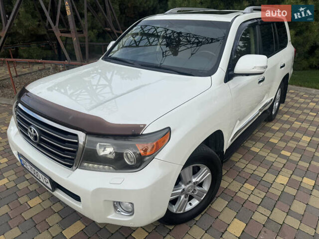 Белый Тойота Ленд Крузер, объемом двигателя 4.46 л и пробегом 239 тыс. км за 34999 $, фото 7 на Automoto.ua