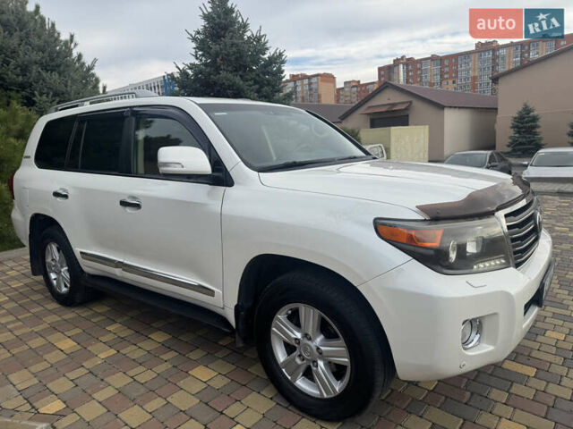 Белый Тойота Ленд Крузер, объемом двигателя 4.46 л и пробегом 239 тыс. км за 34999 $, фото 10 на Automoto.ua