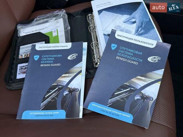 Белый Тойота Ленд Крузер, объемом двигателя 4.46 л и пробегом 301 тыс. км за 44950 $, фото 95 на Automoto.ua