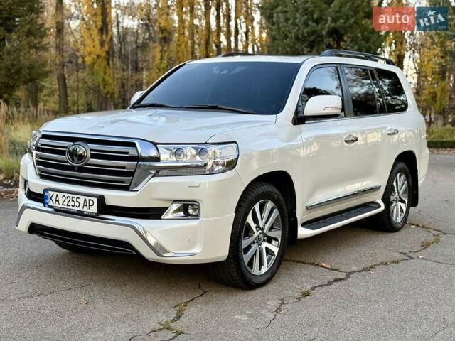Белый Тойота Ленд Крузер, объемом двигателя 4.46 л и пробегом 301 тыс. км за 44950 $, фото 8 на Automoto.ua