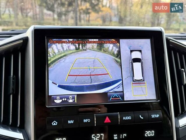 Белый Тойота Ленд Крузер, объемом двигателя 4.46 л и пробегом 301 тыс. км за 44950 $, фото 107 на Automoto.ua