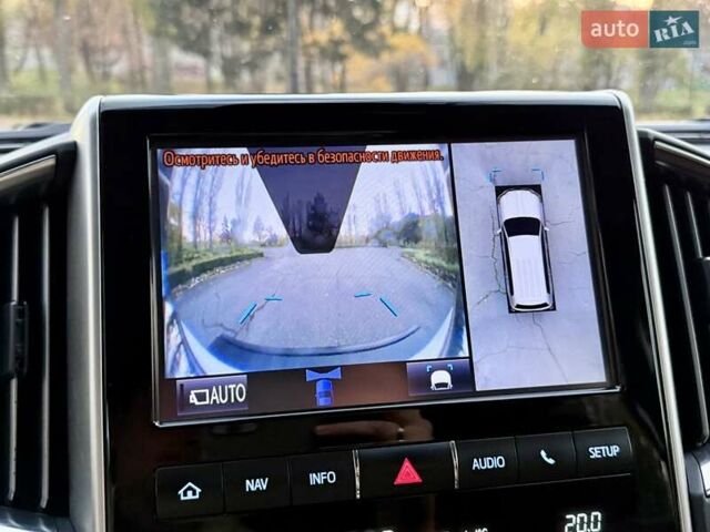 Белый Тойота Ленд Крузер, объемом двигателя 4.46 л и пробегом 301 тыс. км за 44950 $, фото 106 на Automoto.ua