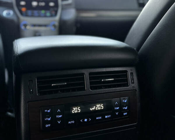 Белый Тойота Ленд Крузер, объемом двигателя 4.61 л и пробегом 145 тыс. км за 45900 $, фото 50 на Automoto.ua