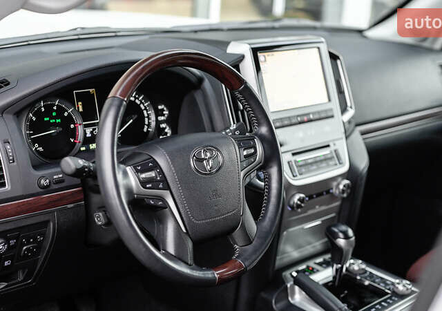 Білий Тойота Ленд Крузер, об'ємом двигуна 4.61 л та пробігом 51 тис. км за 52098 $, фото 21 на Automoto.ua