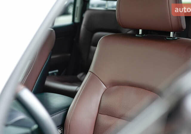 Білий Тойота Ленд Крузер, об'ємом двигуна 4.61 л та пробігом 51 тис. км за 52098 $, фото 22 на Automoto.ua