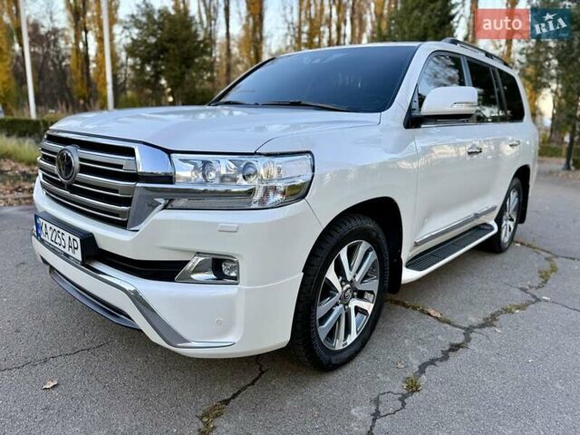 Белый Тойота Ленд Крузер, объемом двигателя 4.46 л и пробегом 301 тыс. км за 44950 $, фото 27 на Automoto.ua