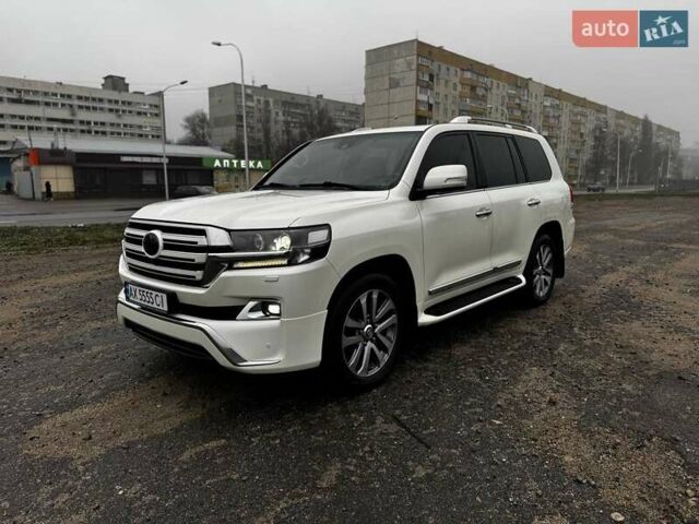 Белый Тойота Ленд Крузер, объемом двигателя 4.46 л и пробегом 192 тыс. км за 54555 $, фото 7 на Automoto.ua