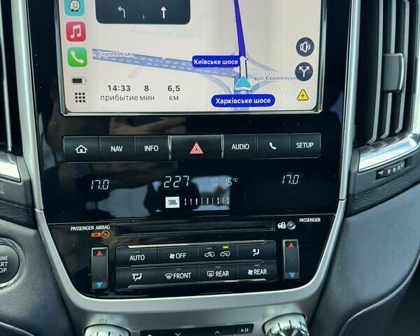 Белый Тойота Ленд Крузер, объемом двигателя 4.46 л и пробегом 124 тыс. км за 59500 $, фото 12 на Automoto.ua