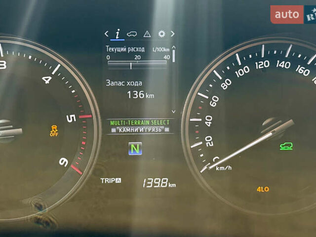 Белый Тойота Ленд Крузер, объемом двигателя 4.46 л и пробегом 195 тыс. км за 44999 $, фото 30 на Automoto.ua