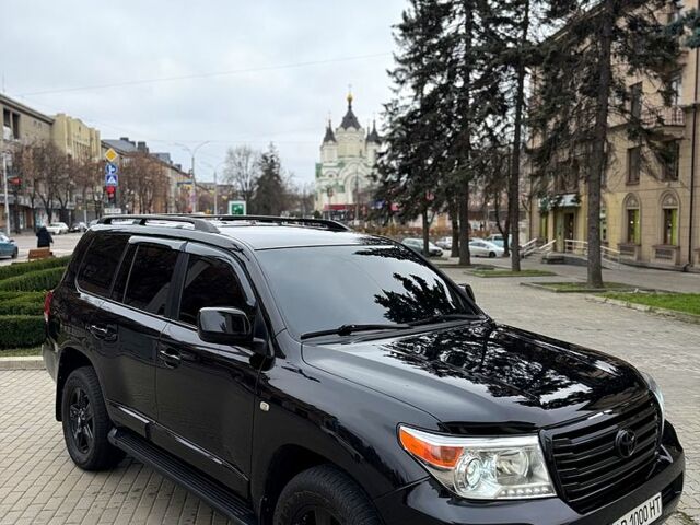 Белый Тойота Ленд Крузер, объемом двигателя 2.5 л и пробегом 250 тыс. км за 23999 $, фото 2 на Automoto.ua