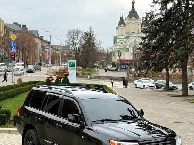 Белый Тойота Ленд Крузер, объемом двигателя 2.5 л и пробегом 250 тыс. км за 23999 $, фото 12 на Automoto.ua