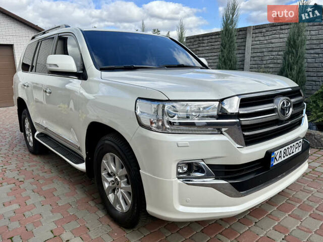 Белый Тойота Ленд Крузер, объемом двигателя 4.46 л и пробегом 195 тыс. км за 44999 $, фото 10 на Automoto.ua