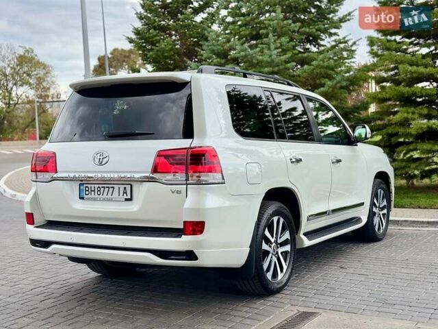 Білий Тойота Ленд Крузер, об'ємом двигуна 4.46 л та пробігом 190 тис. км за 48000 $, фото 12 на Automoto.ua