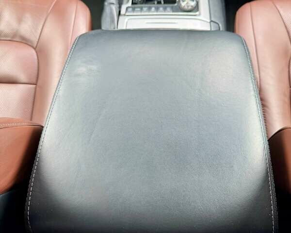 Білий Тойота Ленд Крузер, об'ємом двигуна 4.46 л та пробігом 190 тис. км за 48000 $, фото 22 на Automoto.ua