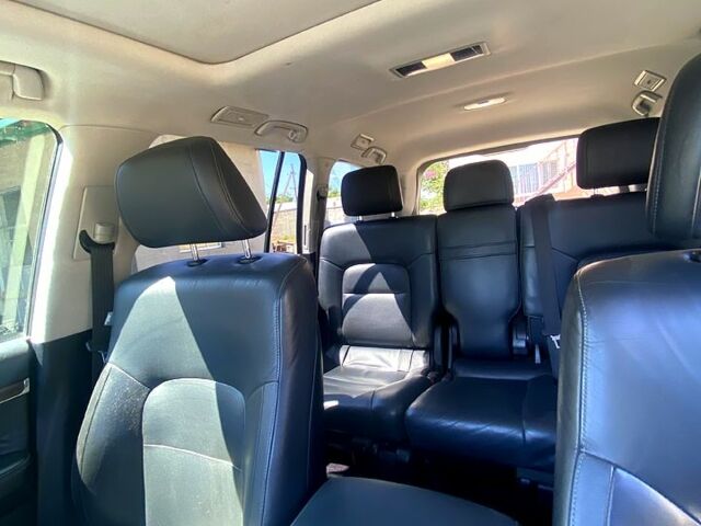 Білий Тойота Ленд Крузер, об'ємом двигуна 4.6 л та пробігом 0 тис. км за 60000 $, фото 8 на Automoto.ua