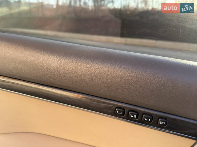 Білий Тойота Ленд Крузер, об'ємом двигуна 4.61 л та пробігом 239 тис. км за 48500 $, фото 12 на Automoto.ua