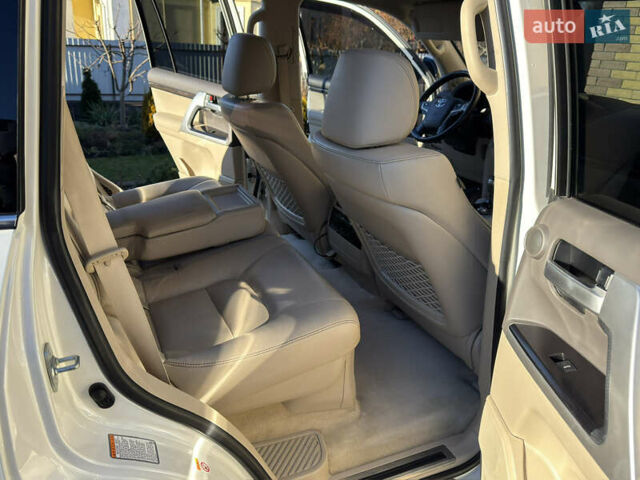 Білий Тойота Ленд Крузер, об'ємом двигуна 4.61 л та пробігом 239 тис. км за 47000 $, фото 11 на Automoto.ua