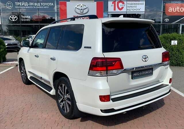 Білий Тойота Ленд Крузер, об'ємом двигуна 4.46 л та пробігом 241 тис. км за 47900 $, фото 1 на Automoto.ua