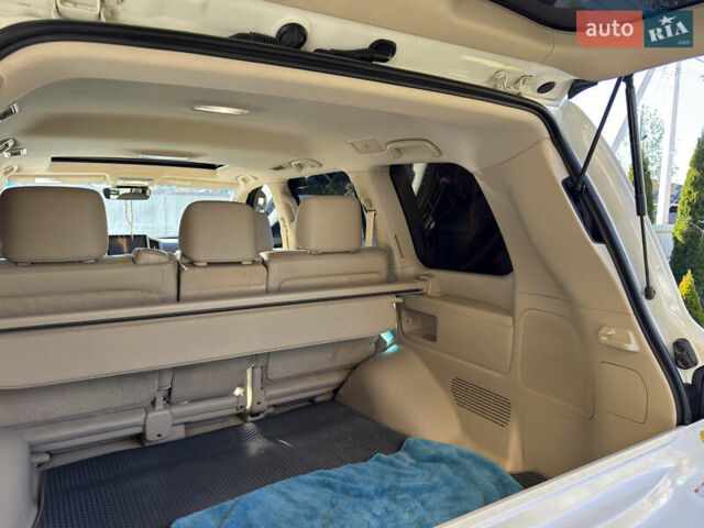 Білий Тойота Ленд Крузер, об'ємом двигуна 4.61 л та пробігом 239 тис. км за 48500 $, фото 22 на Automoto.ua