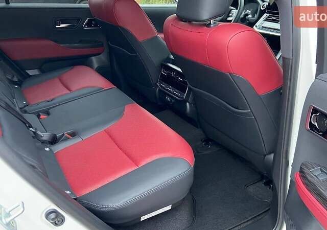 Білий Тойота Ленд Крузер, об'ємом двигуна 3.3 л та пробігом 1 тис. км за 99800 $, фото 6 на Automoto.ua