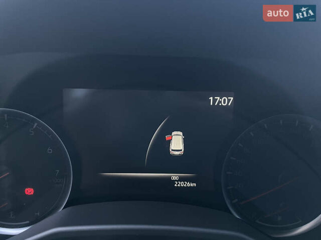 Бежевый Тойота Ленд Крузер, объемом двигателя 3.45 л и пробегом 24 тыс. км за 93000 $, фото 12 на Automoto.ua