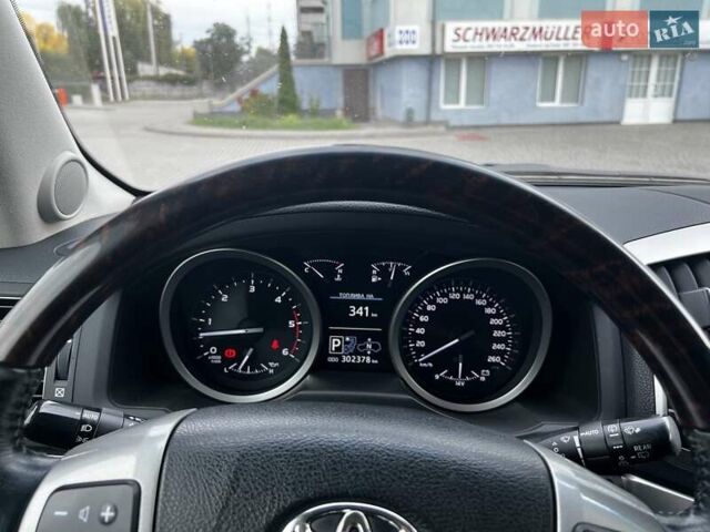 Чорний Тойота Ленд Крузер, об'ємом двигуна 4.5 л та пробігом 302 тис. км за 32000 $, фото 13 на Automoto.ua