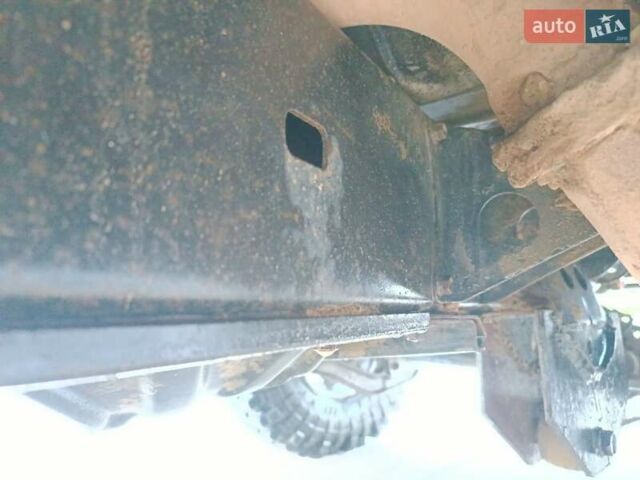 Чорний Тойота Ленд Крузер, об'ємом двигуна 4.2 л та пробігом 235 тис. км за 18950 $, фото 13 на Automoto.ua