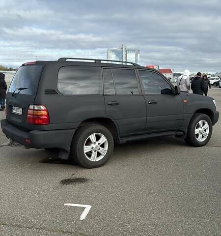 Черный Тойота Ленд Крузер, объемом двигателя 4.7 л и пробегом 470 тыс. км за 14500 $, фото 3 на Automoto.ua