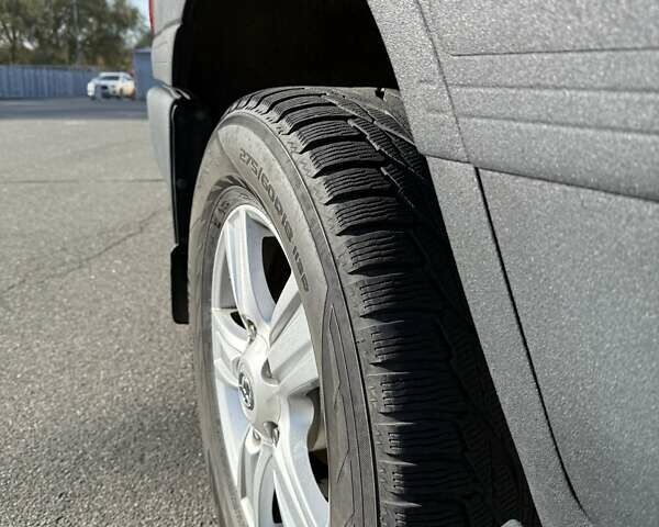 Черный Тойота Ленд Крузер, объемом двигателя 4.7 л и пробегом 470 тыс. км за 14500 $, фото 13 на Automoto.ua