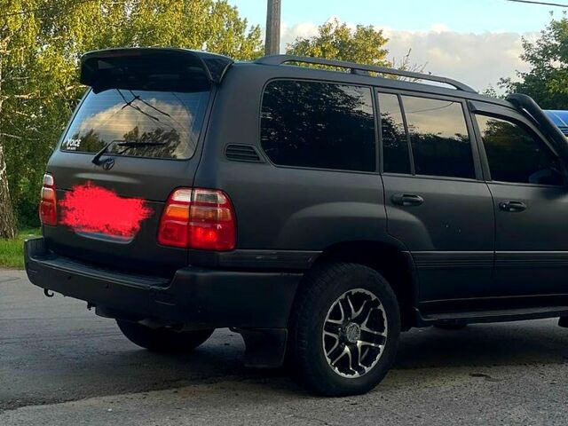 Черный Тойота Ленд Крузер, объемом двигателя 4.7 л и пробегом 0 тыс. км за 11700 $, фото 1 на Automoto.ua